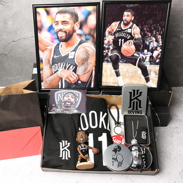 NBA Irving Curry 5 Kobe Bryant Basketball Birthday Bracelet All-Star Model James Creative Figure Boys Gift