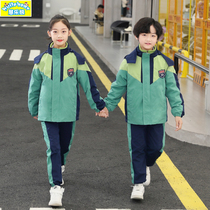 School uniforms for elementary school children three sets of childrens class clothes sports college wind autumn and winter clothes kindergarten garden suit suit