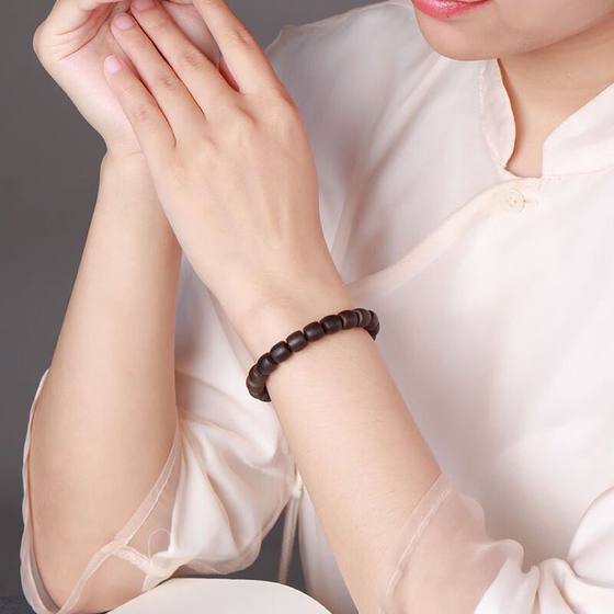 가라 앉는 물 등급의 한천 베트남 Nha Trang white Qi Nan Natural Bracelet 불교 불교 불교도 팔찌 남성과 여성 오래된 재료 순수한 자연 충실도 가라 앉는 물 등급의 한천 베트남 Nha Trang white Qi Nan Natural Bracelet 불교 불교 불교도 팔찌 남성과 여성 오래된 재료 순수한 자연 충실도