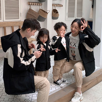 A family of three frock coat 2021 summer parent-child Korean version of the thin section of the stormtrooper mother daughter father and son sunscreen clothes