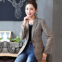 Plaid blazer womens 2018 autumn new Korean slim retro casual fashion plaid suit top