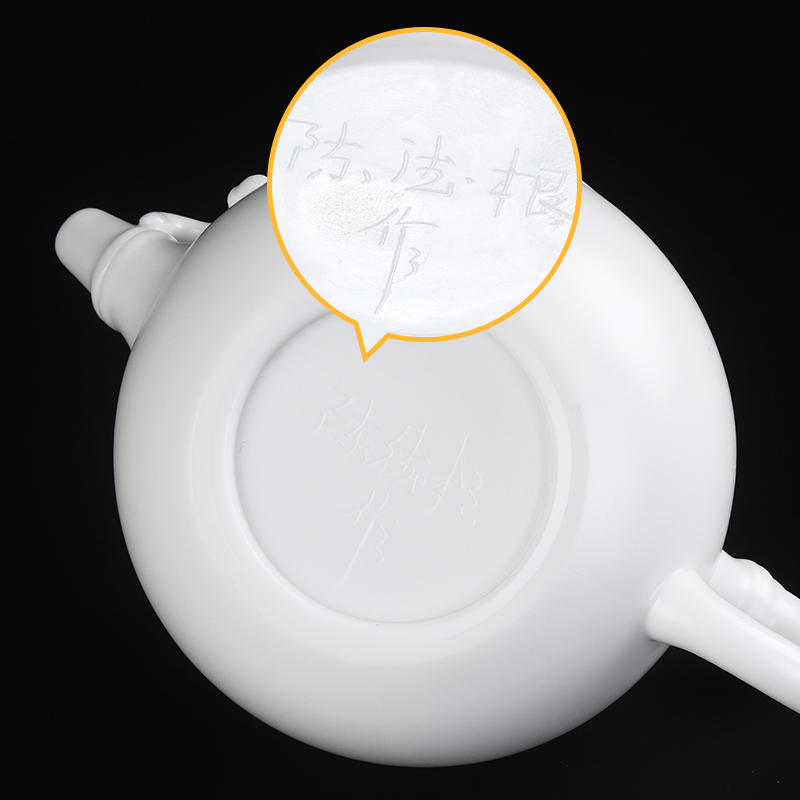 The Master artisan fairy DE - gen Chen checking ceramic kung fu tea set fat white porcelain of bamboo teapot tea cups