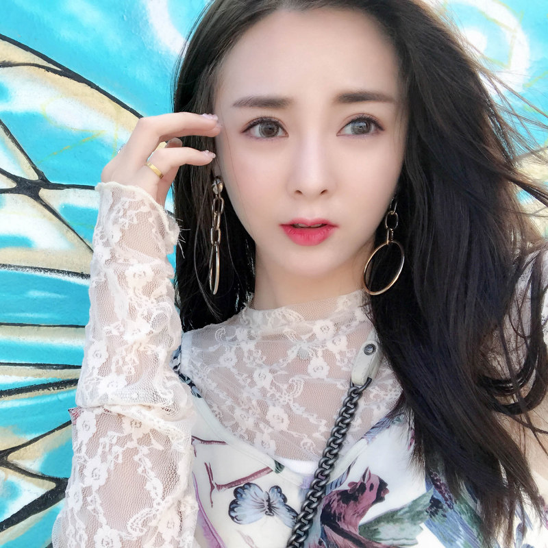 徐琳mini 蕾丝内搭长袖百搭镂空上衣