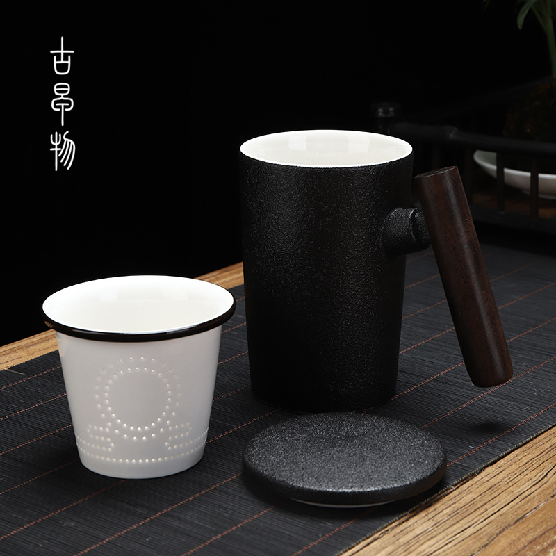 Ceramic cup with cover filter cup personal gift mugs custom office tea to separate the water glass