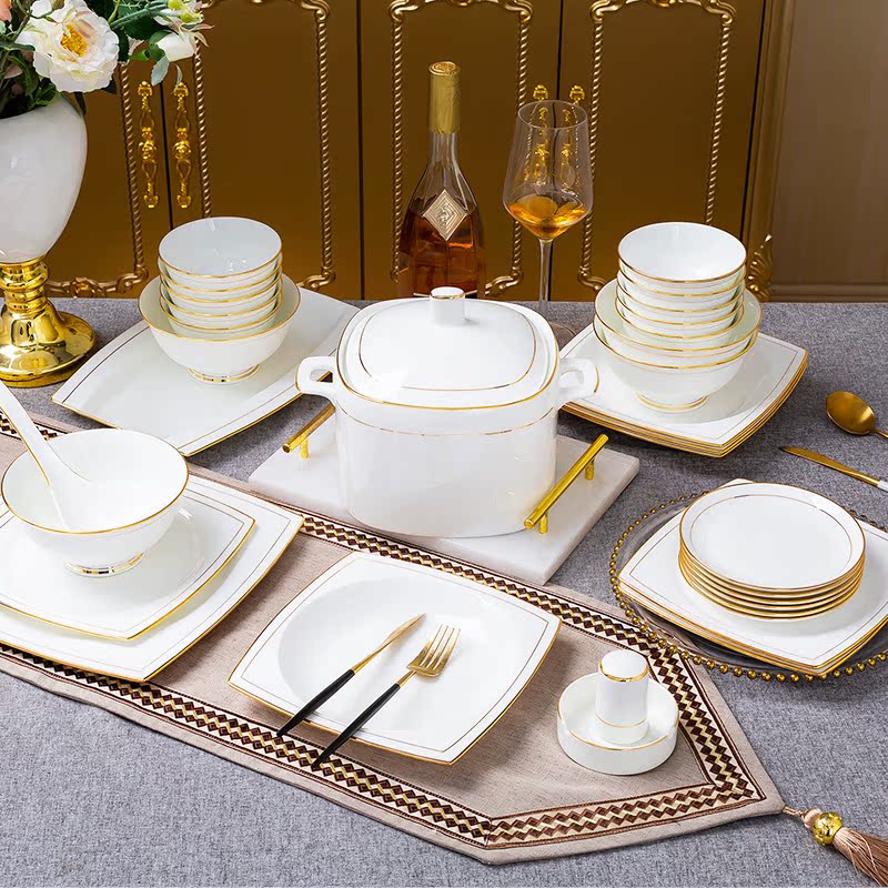 The dishes suit household jingdezhen high - class European - style ipads porcelain tableware suit 60 head porcelain bowl chopsticks dishes combination