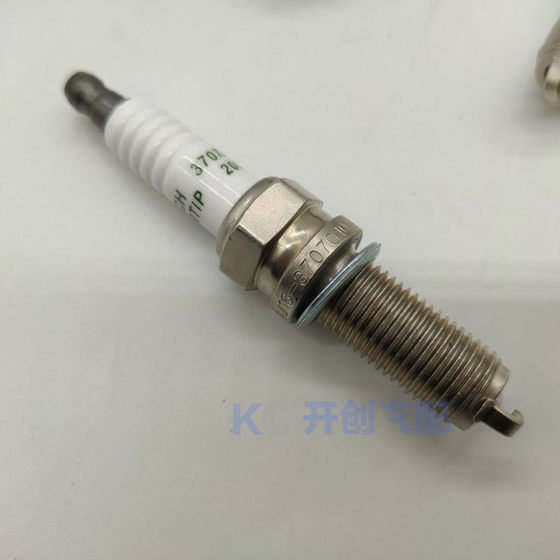 Chery Tiggo 8 Starway LX TX TXL SACK PLUG 1.6T 터보 차저 오리지널 공장 불 노즐 이리듐 금에 적합합니다. Chery Tiggo 8 Starway LX TX TXL SACK PLUG 1.6T 터보 차저 오리지널 공장 불 노즐 이리듐 금에 적합합니다.
