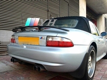 Suitable for carbon fiber BMW 1996-1999 Z3 E37 HM car modification parts rear wing