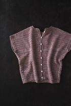 Ms. Guli short-sleeved shirt text knitting description translation illustration non-finished shot note mailbox