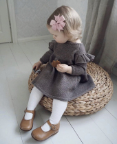 Juno dress girl sweater skirt text knitting description translation knitting illustration non-finished