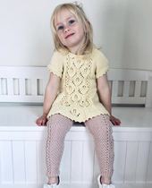 Little leaf girl baby sweater skirt text translation weaving unfinished products take notes mailbox