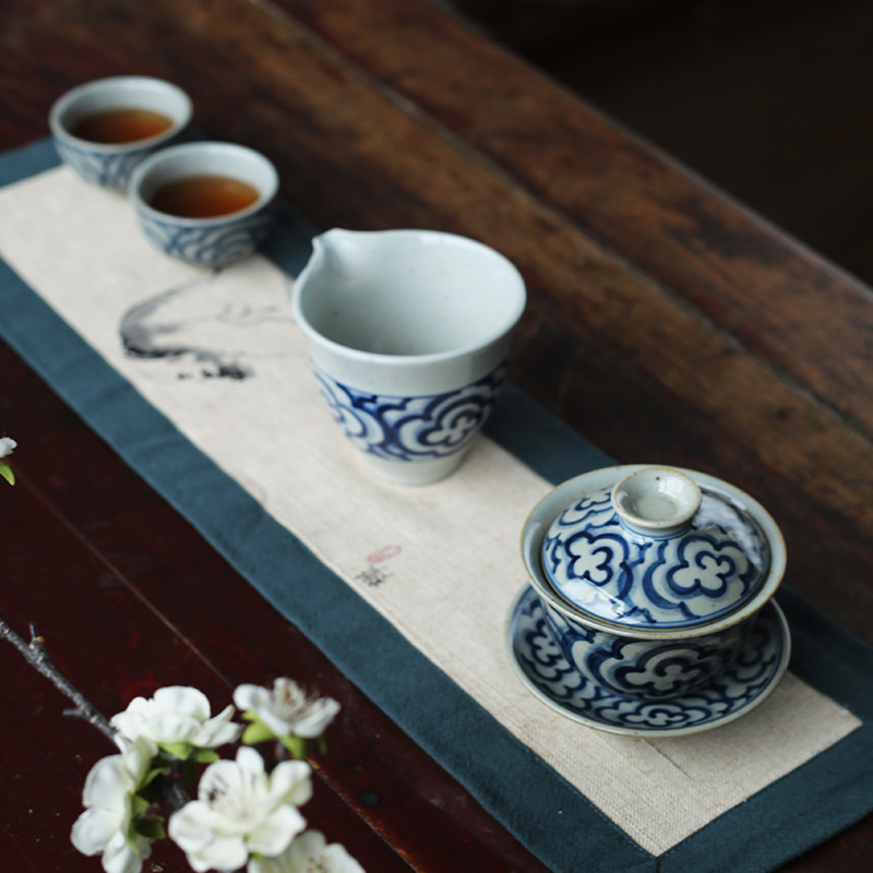 Submerged wood jingdezhen blue and white Chinese manual coarse pottery tureen hand - made ceramic tea set tea bowl only three tureen restoring ancient ways