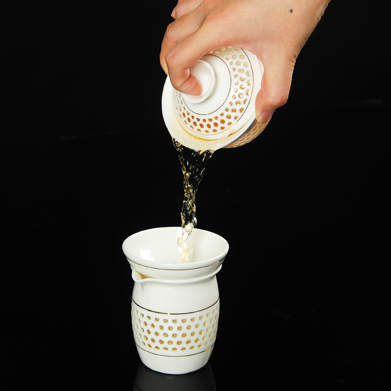 NiuRen tureen tea cups large bowl three GaiWanCha make tea exquisite hollow ceramic kung fu to the bowl