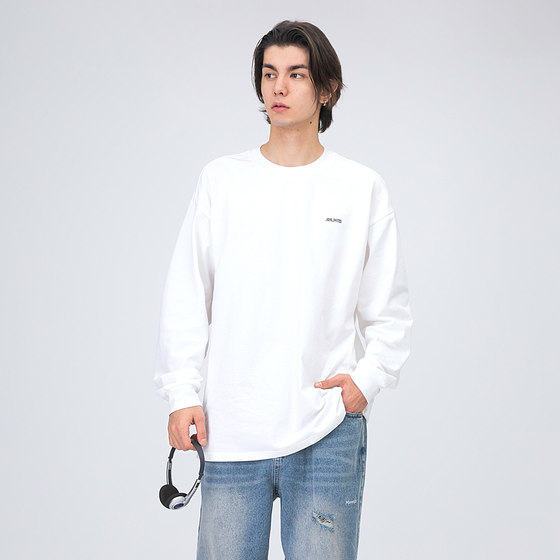 Men's clothing, spring Japanese casual solid color basic printed long-sleeved T-shirt, men's cityboy loose inner T-shirt
Men's clothing, spring Japanese casual solid color basic printed long-sleeved T-shirt, men's cityboy loose inner T-shirt