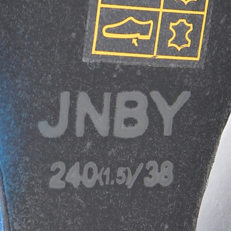 JNBY江南布衣2015夏新品牛皮革胶粘女式皮凉鞋7E35013