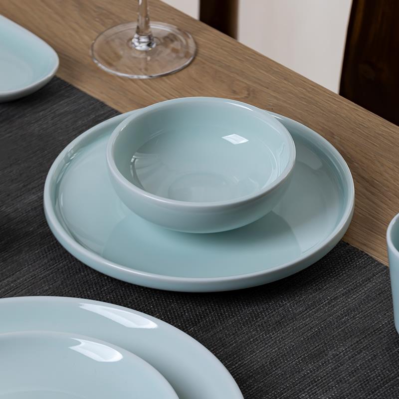 Jingdezhen ceramic Chinese restaurant dinner table 4 box celadon dishes hotel suite celadon bowls.