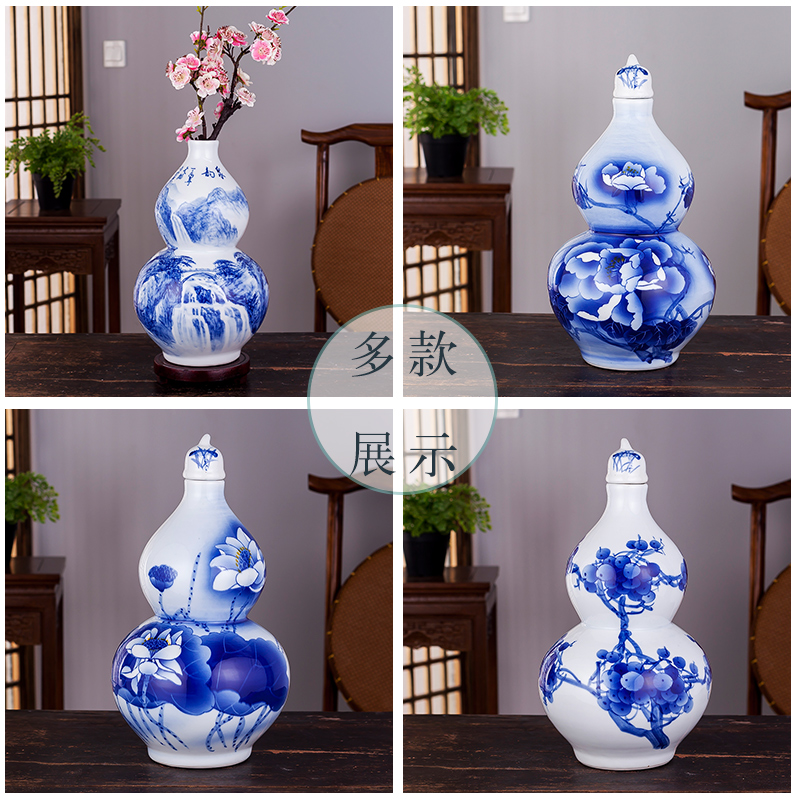 Jingdezhen blue and white ten catties ng mun - hon famous hand - made with ceramic terms bottle 10 jins jars wine gourd