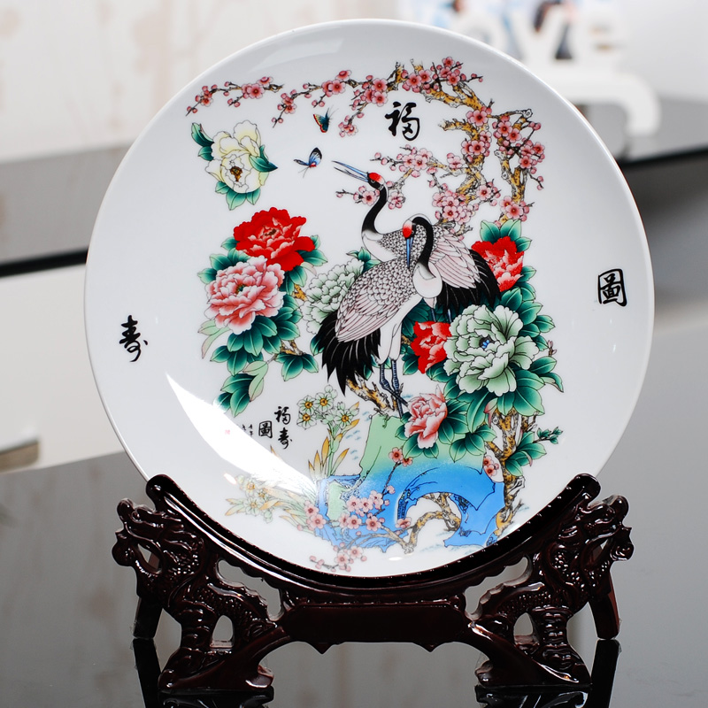 Hang dish decorative plate of jingdezhen blue and white porcelain ceramic famille rose decoration fashion household handicraft furnishing articles