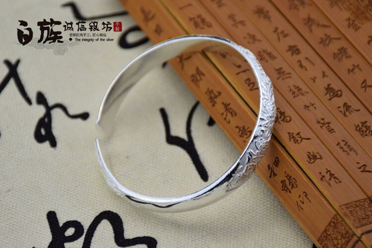 白族诚信银坊 丽江老字号 s999雪花银 足银 纯银手镯_7折现价360元