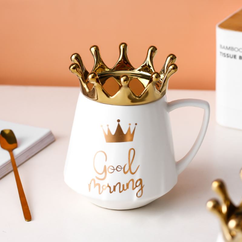 The Crown mobile rack mugs ins ceramic cup northern picking gifts glass office coffee cup with a spoon