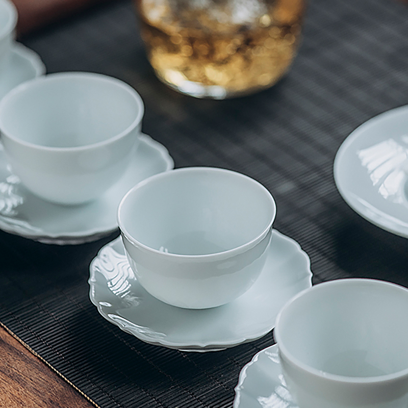 Jingdezhen flagship store ceramic cups shadow celadon manual carving masters cup household contracted sample tea cup in use