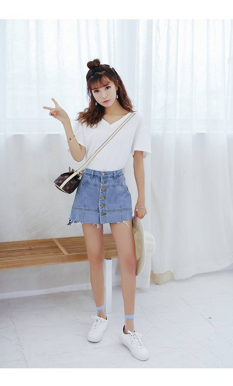 春夏新款a字半身裙高腰单排扣毛边牛仔超短裤裙包裙女防走光 752