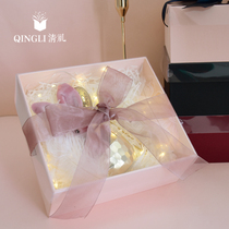 Open window Square gift box flowers eternal flower box wedding wedding candy with hand gift bridesmaid birthday INS gift box