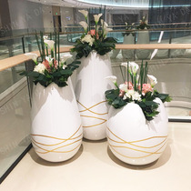 FRP flower pot creative shopping mall combination flower bowl garden landscape beautiful flower Ware hot flower pot chair set