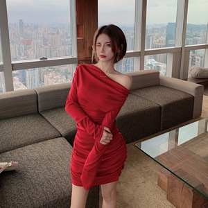 Photo dress Goddess Dress fall 2020 new sexy one line collar off shoulder pleated tight hip skirt