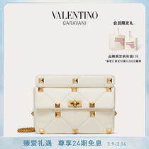 Valentino Valentino Lady Roman Stud sheep leather chain shoulder backpack