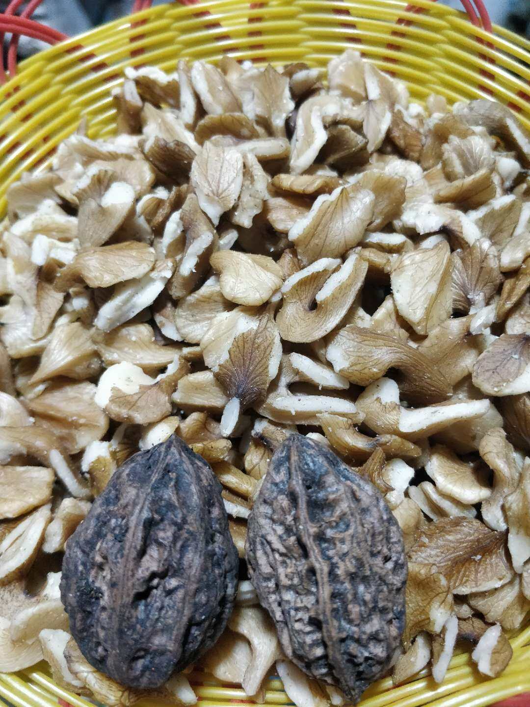 东北野生山核桃仁琥珀核桃仁整仁长白山大兴安岭特产原味坚果烘焙