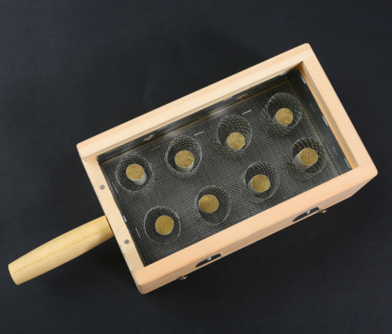 木制艾灸盒随身灸实木8八孔温灸仪器具艾熏罐腰腹背部家用木质