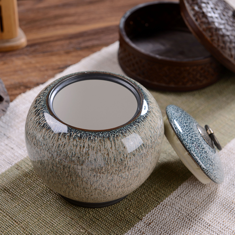 Large household storage tanks in jingdezhen up caddy fixings ceramic seal box of pu - erh tea, green tea caddy fixings