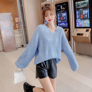 New Japanese style lazy wind loose thick needle seahorse hair V-neck Pullover knitted sweater for women