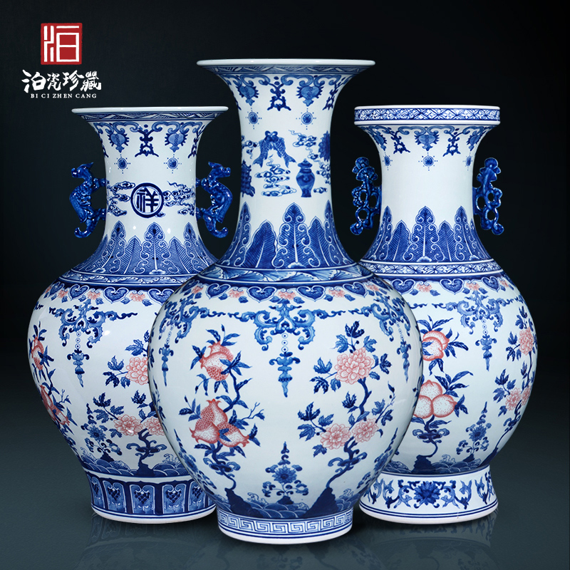 Jingdezhen blue and white porcelain vases, flower arrangement furnishing articles sitting room adornment of new Chinese style household ceramics handicraft gifts