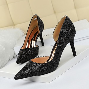 8862-1 in Europe and the sexy show thin heels nightclub shallow pointed mouth side hollow out dazzling sequins high-heel