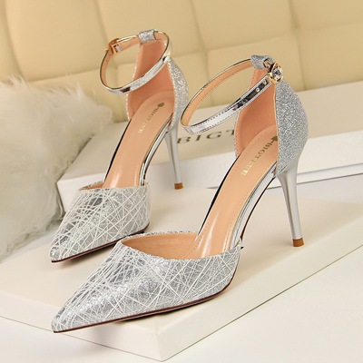 7113-1 han edition style sequins fine cloth shoes with high light with hollow pointed mouth hollow out a word with sanda