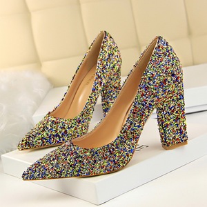 5239-7 European and American wind fashion show thin and sexy high heels thick with nightclub with shallow mouth pointed