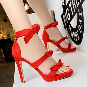 3583-5 han edition three sweet bowknot heels high fashion and women sandals with waterproof hollow out one word