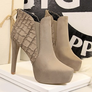 9657-12 European and American fashion wind restoring ancient ways is the knight boots high with waterproof suede sexy ni