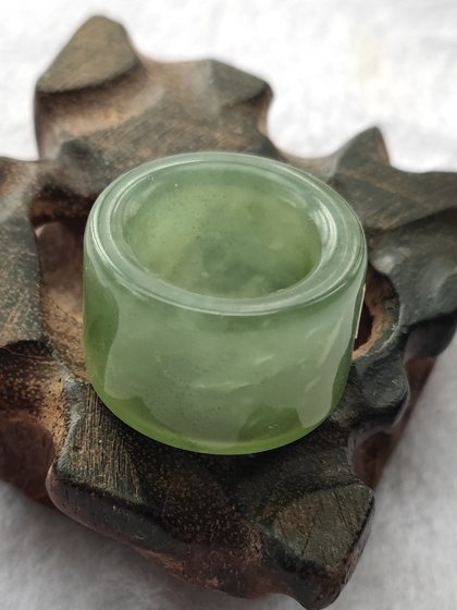 순수한 자연 고급 보석, 제이드, Xiuyan Jade 링 링 핸드 쥬얼리 남성용 진정한 문화 장식 순수한 자연 고급 보석, 제이드, Xiuyan Jade 링 링 핸드 쥬얼리 남성용 진정한 문화 장식