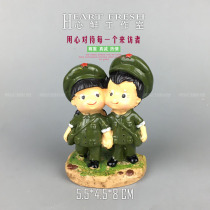 RW232 emulation character model Wenge period boy girl military love friendship walk retro swing piece