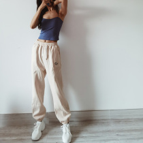 American hot girl European and American tennis red long pants female ins autumn and winter loose high waist display thin bunch foot sports pants plus suede pants