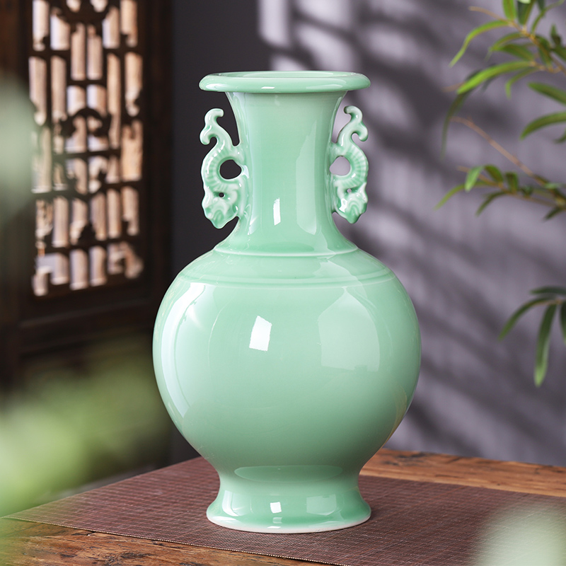 Jingdezhen ceramics green glaze vase restoring ancient ways furnishing articles of Chinese style is contracted household living room TV ark adornment arranging flowers