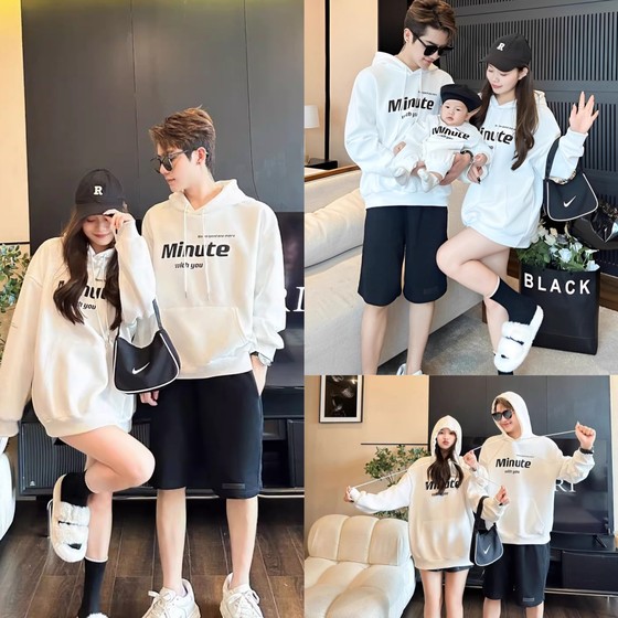 Internet celebrity parent-child costume family three 2024 autumn and winter new style street-fried foreign style baby family photo hooded sweatshirt
Internet celebrity parent-child costume family three 2024 autumn and winter new style street-fried foreign style baby family photo hooded sweatshirt