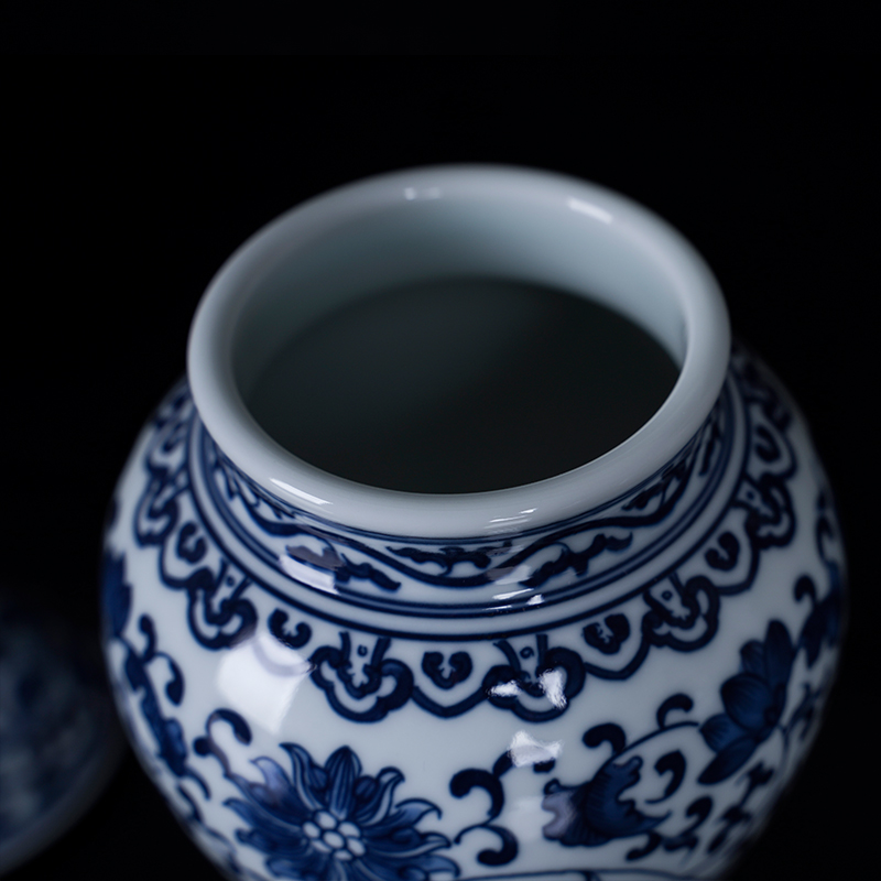 Blue and white porcelain of jingdezhen ceramics bound lotus flower general pot small tea caddy fixings furnishing articles home sitting room tea table