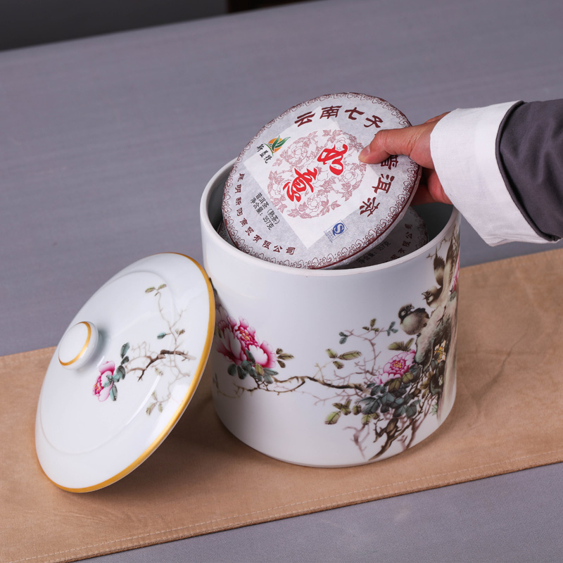 Jingdezhen ceramic hand - made blooming flowers caddy fixings large household seal storage tank tea urn porcelain jar