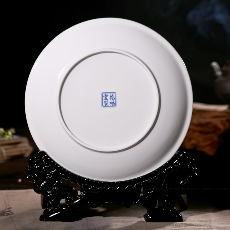 The new jingdezhen ceramics hand - made porcelain decoration painting landscapes hang dish Zhang Bingxiang furnishing articles at home