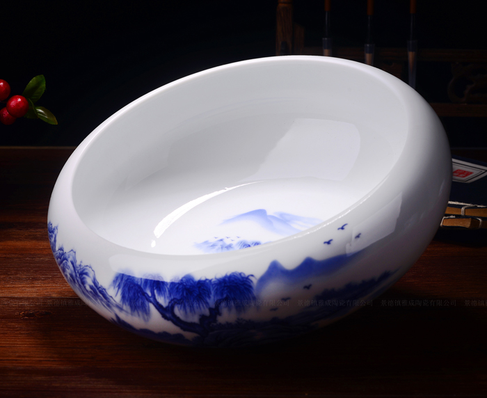 Jingdezhen ceramic blue and white porcelain cup tea accessories kung fu tea wash to wash to the writing brush washer from large tea furnishing articles