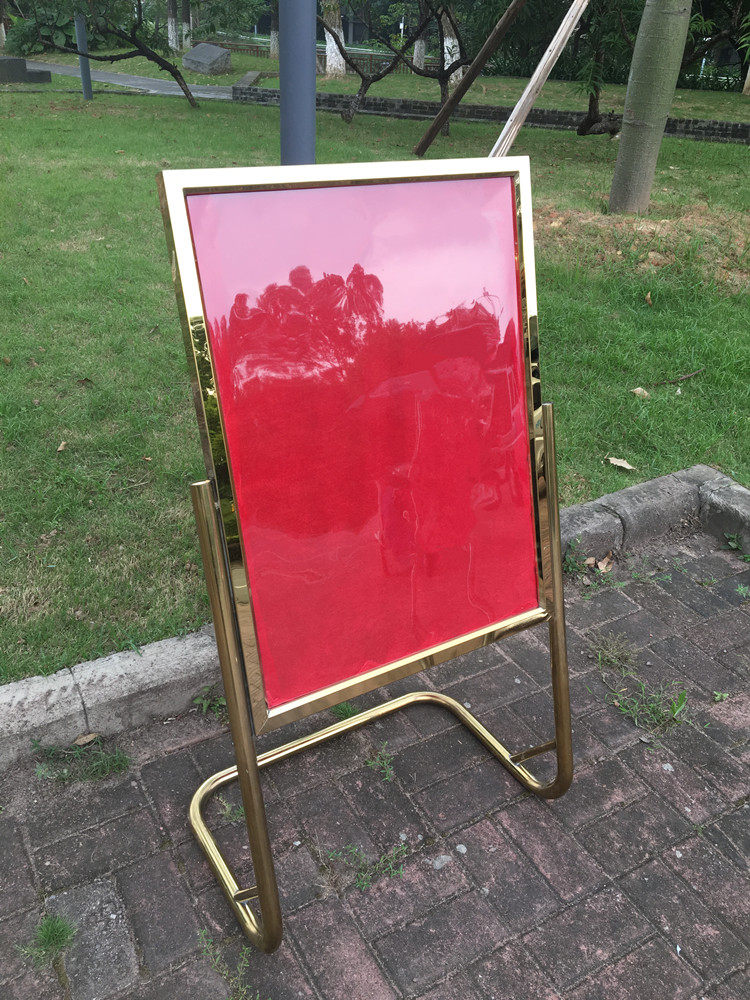 订婚宴迎宾牌牌指示牌不锈钢广告牌架酒店l型脚迎宾牌导向牌