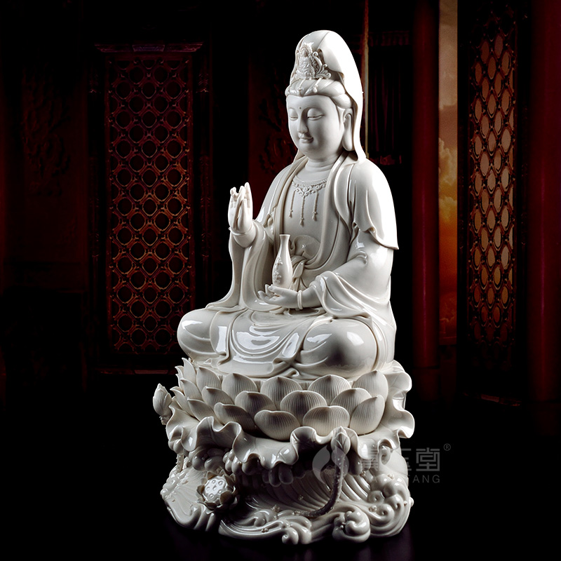 Yutang dai dehua white porcelain household avalokitesvara figure of Buddha enshrined that occupy the home furnishing articles/22 inches three guanyin